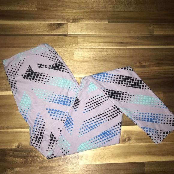 LuLaRoe Pants - NEW OS LuLaRoe Legging
